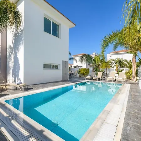 Вилла Avra Villas *